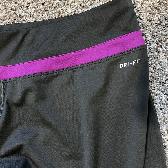 Women's Nike Dri Fit Training Pants, Size L - Picture 11 of 12